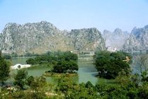 龙珠湖风景区